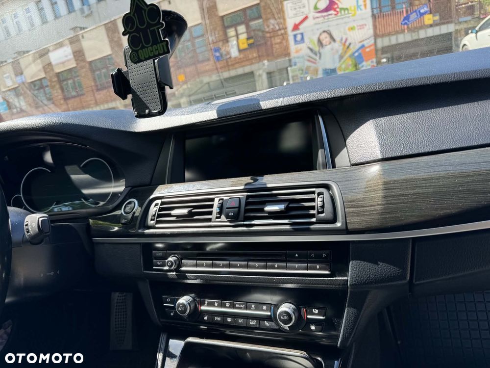 BMW Seria 5 - 10