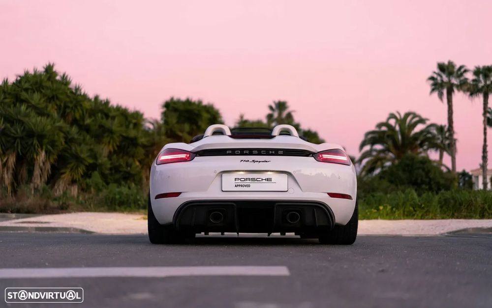 Porsche 718 Spyder Standard — fotografia 9
