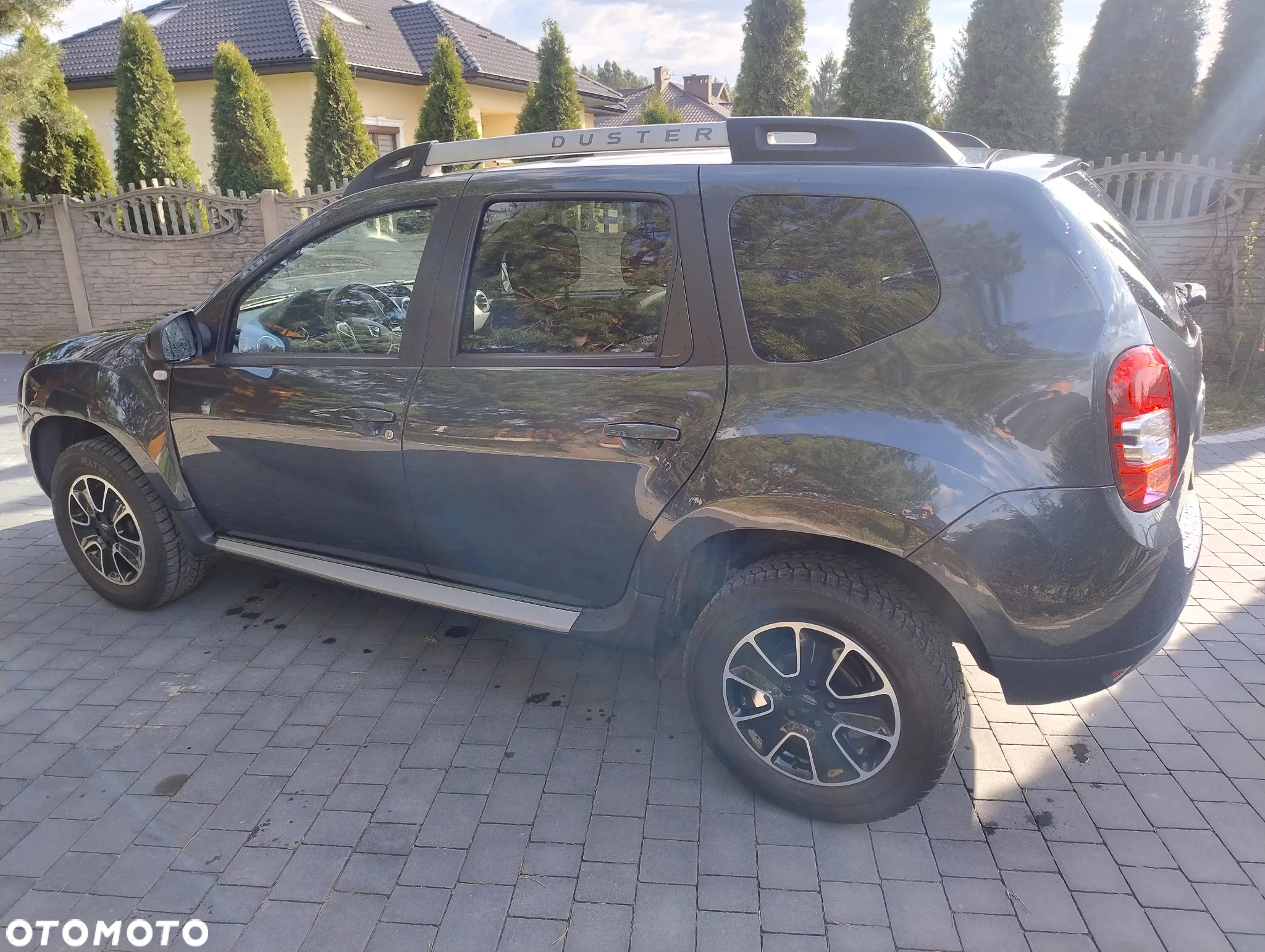 Dacia Duster 1.2 TCe Laureate S&S EU6 - 3