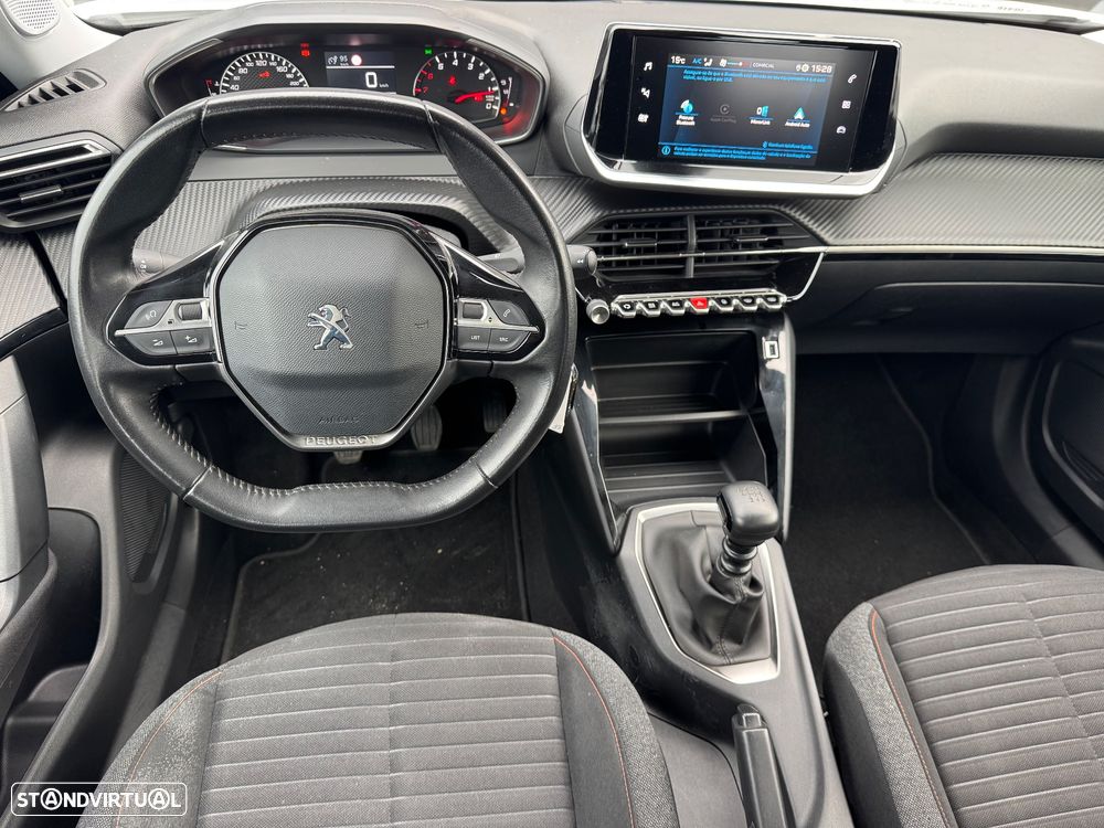 Peugeot 2008 PureTech 130 Active Pack - 11