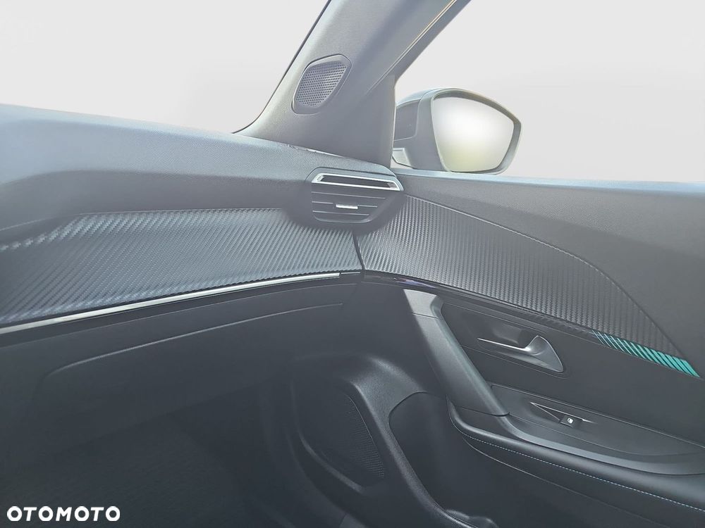 Peugeot 2008 50kWh Allure - 36