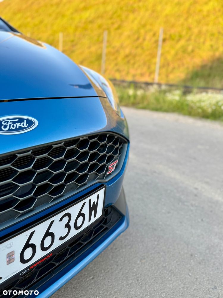 Ford Fiesta - 6