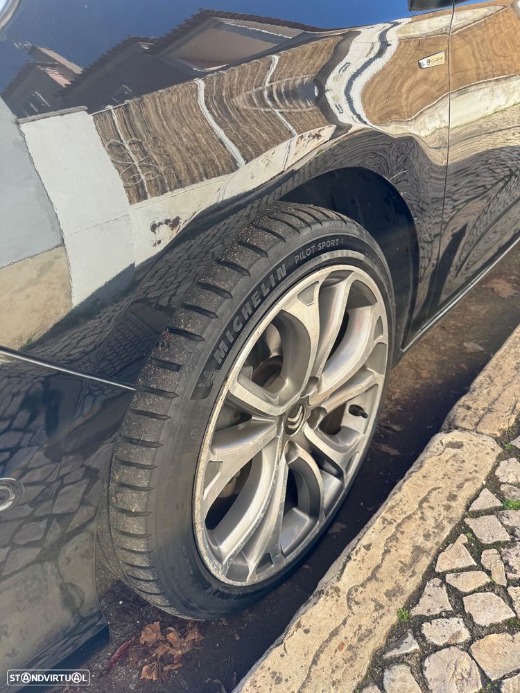 Citroën C4 2.0 HDi Exclusive J17 - 17