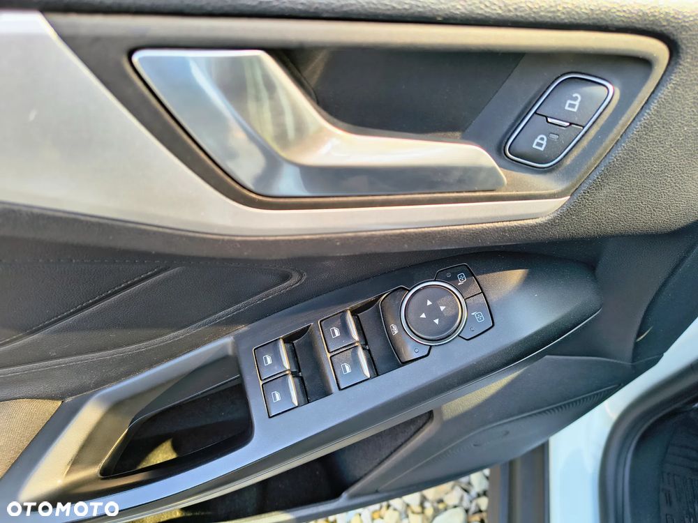 Ford Focus 1.5 EcoBlue Trend - 18