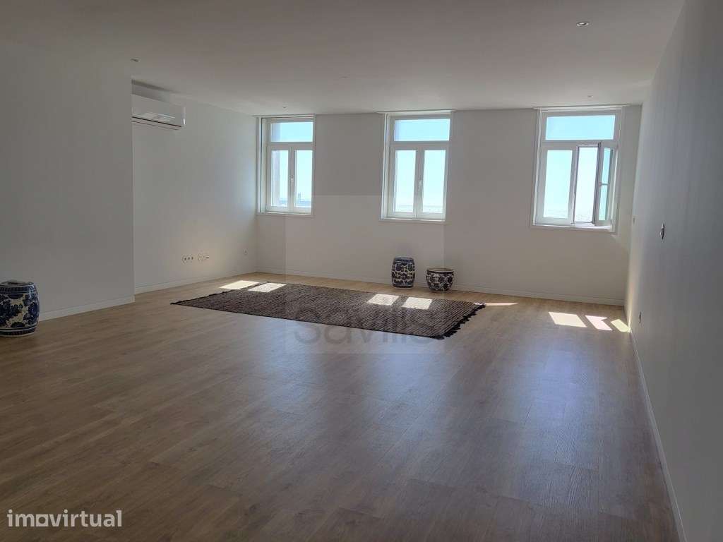 Apartamento Novo na Foz Velha: Luz Natural e Vista para o Mar - Grande imagem: 2/28
