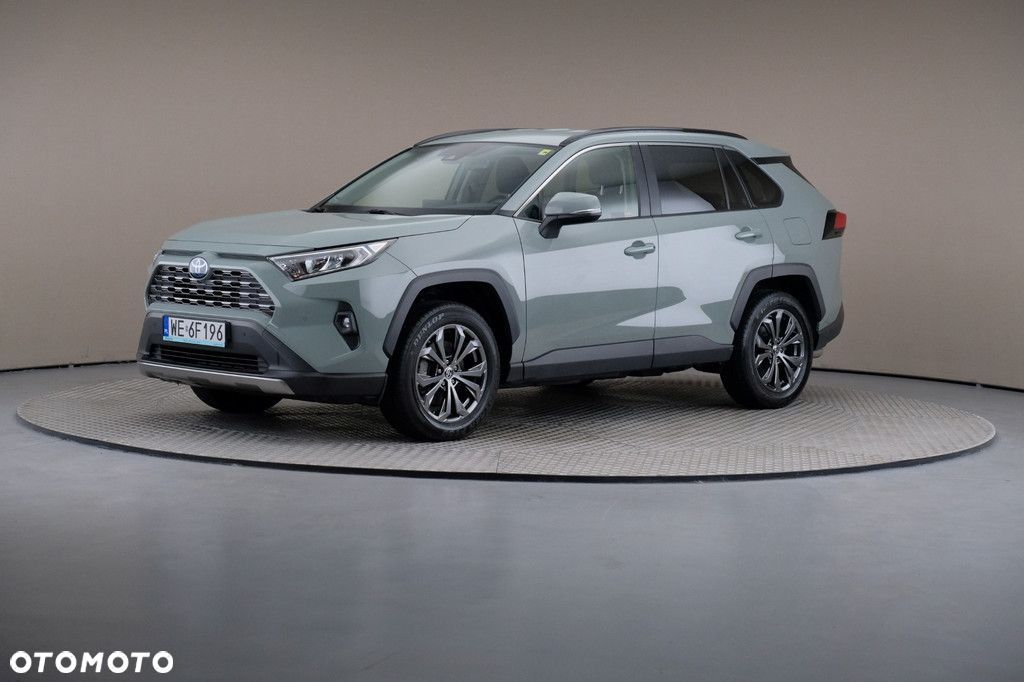 Toyota RAV4 - 1