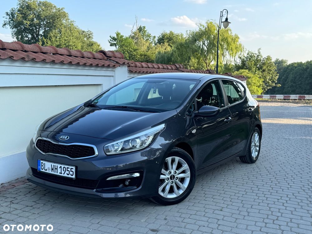 Kia Ceed - 7
