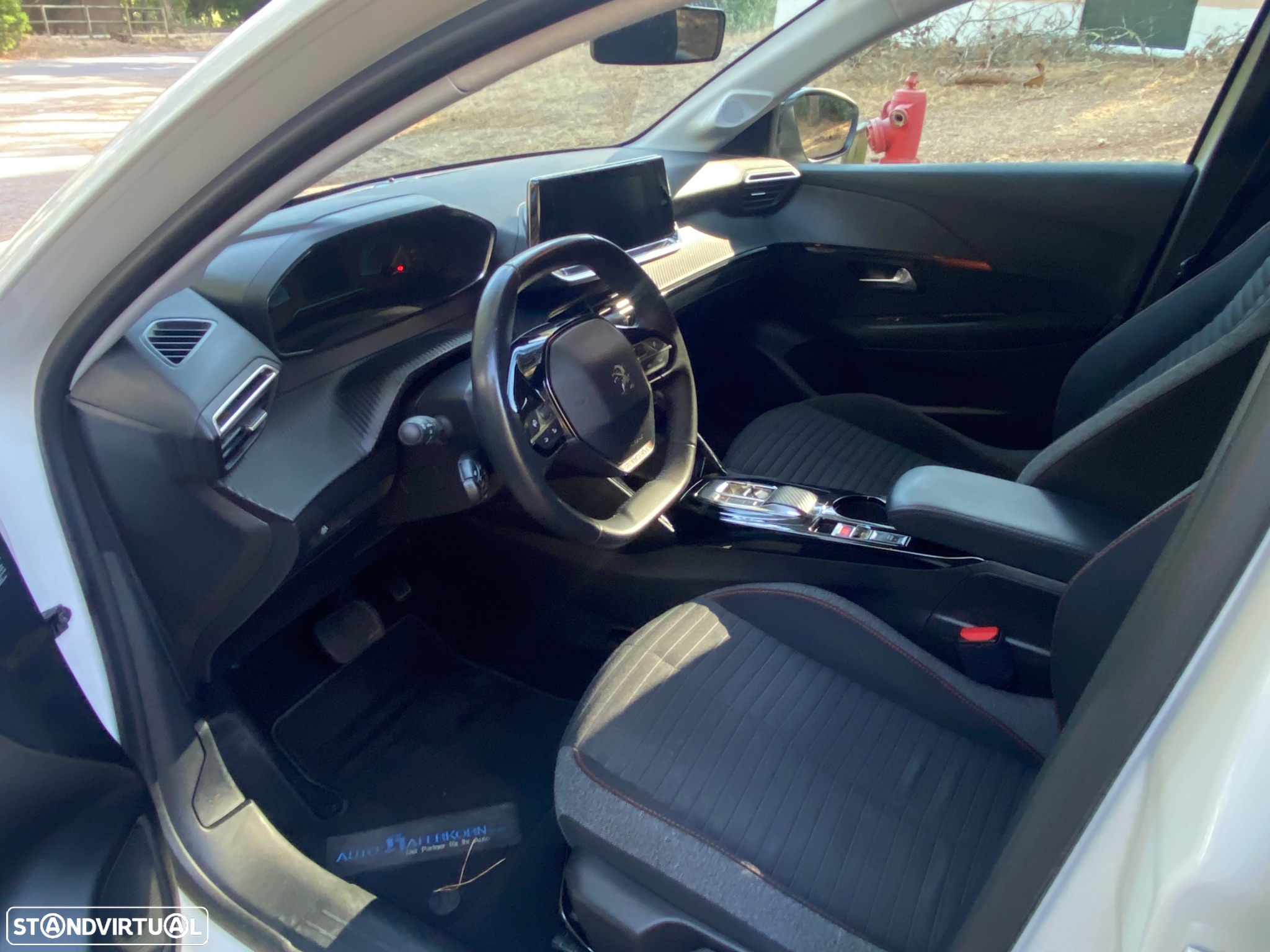 Peugeot e-208 50 kWh Style - 9