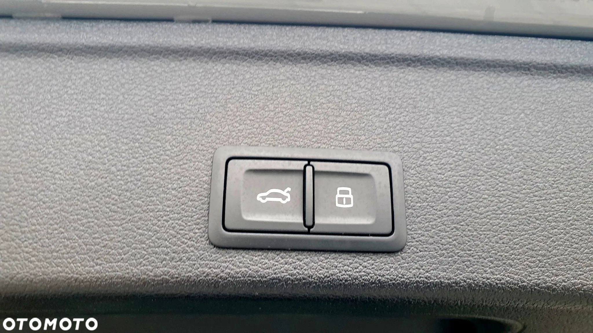 Audi A4 Avant 45 TDI quattro tiptronic S line - 29