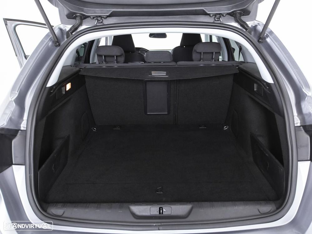 Peugeot 308 SW 1.2 PureTech Allure - 12