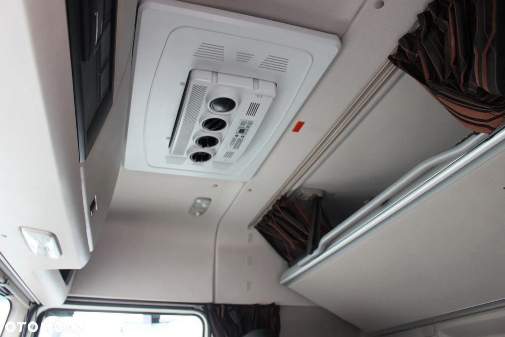 DAF XF 106.480 / RETARDER /LODÓWKA /KLIMA POSTOJOWA /OPONY 80%/**SERWIS FR **/ IDEALNY STAN / - 11