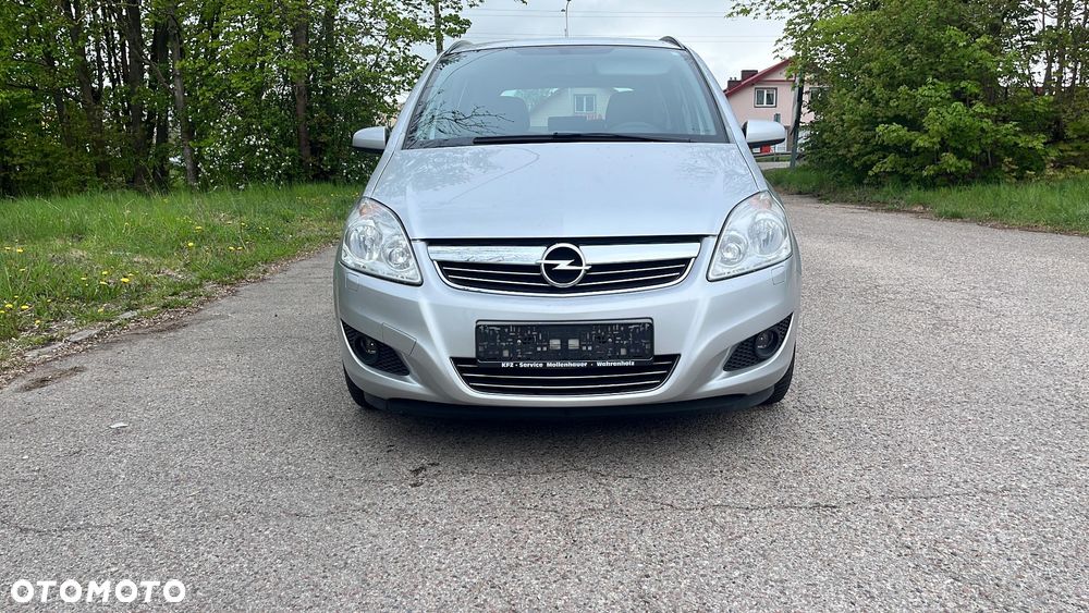 Opel Zafira 1.8 Design Edition - 1
