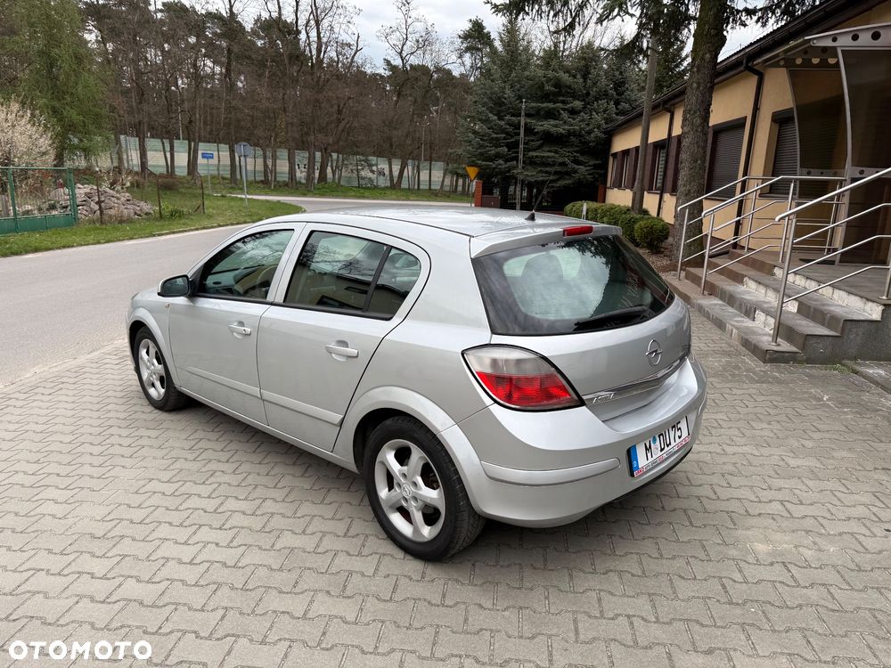 Opel Astra 1.8 Enjoy - 7
