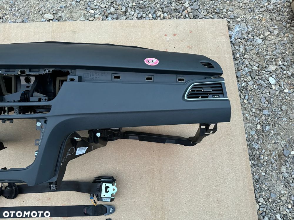 DESKA KONSOLA KOKPIT PODUSZKA PASY PEUGEOT 508 - 2