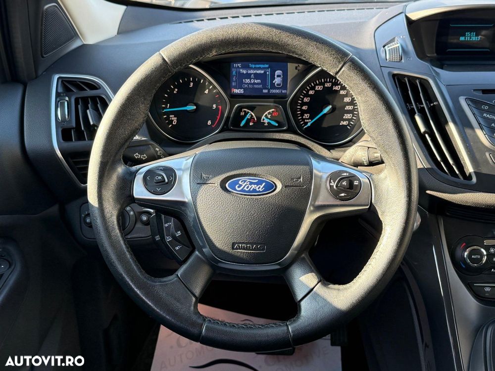 Ford Kuga - 5