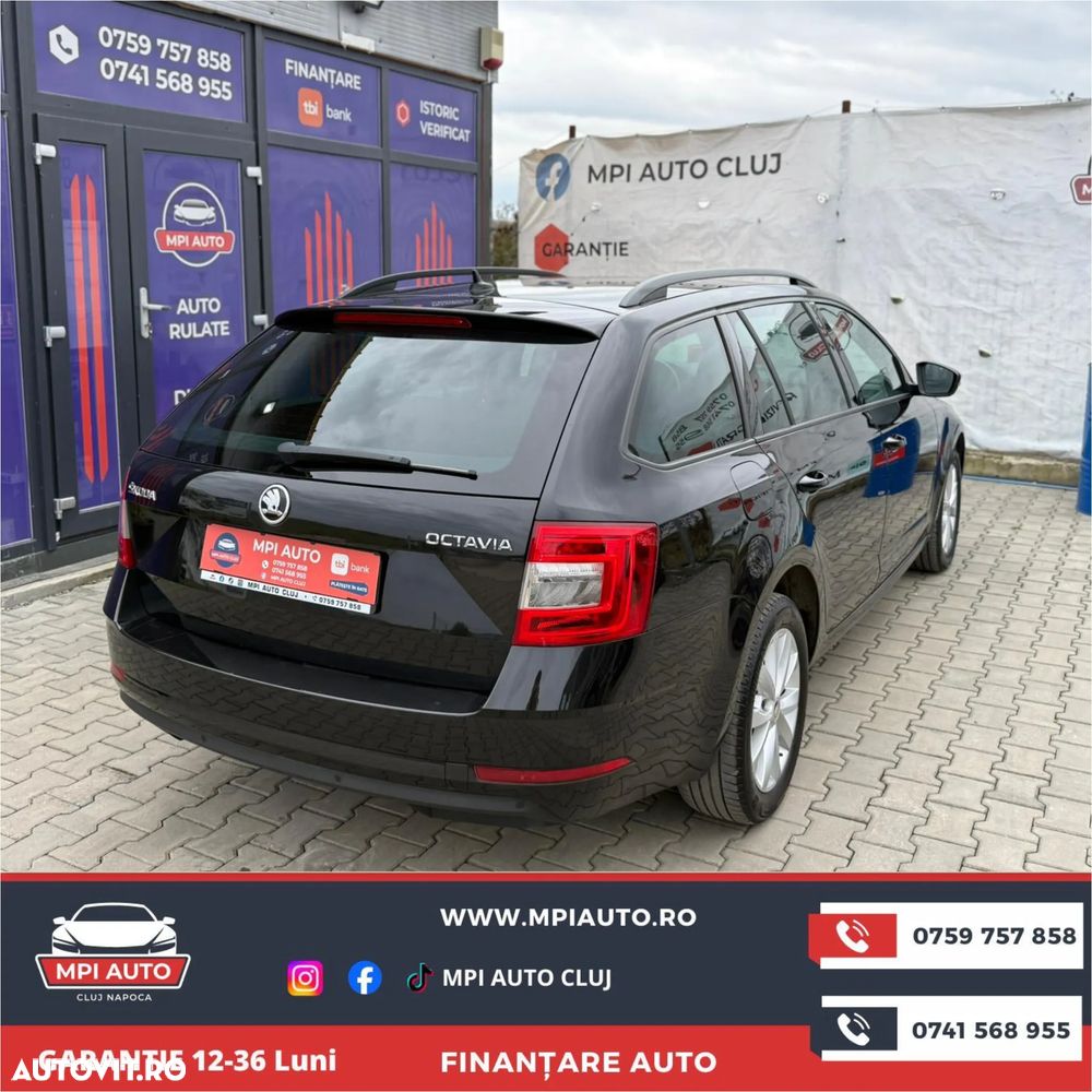 Skoda Octavia Combi Diesel 1.6 TDI Ambition - 2