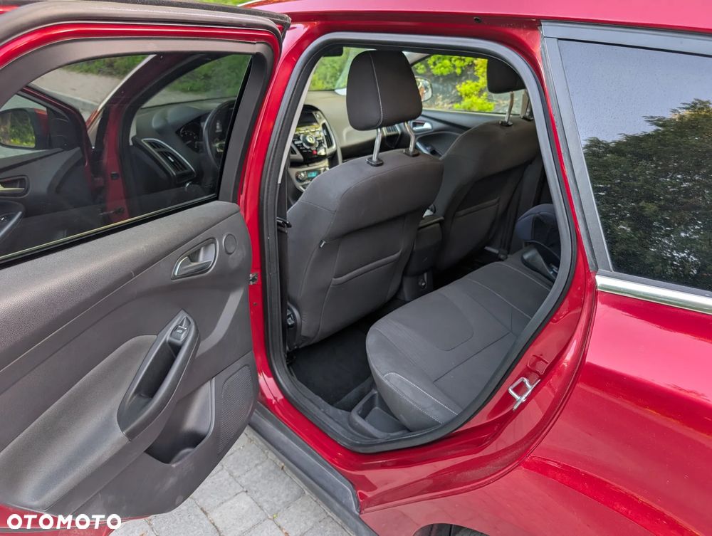 Ford Focus 1.6 EcoBoost Titanium - 6