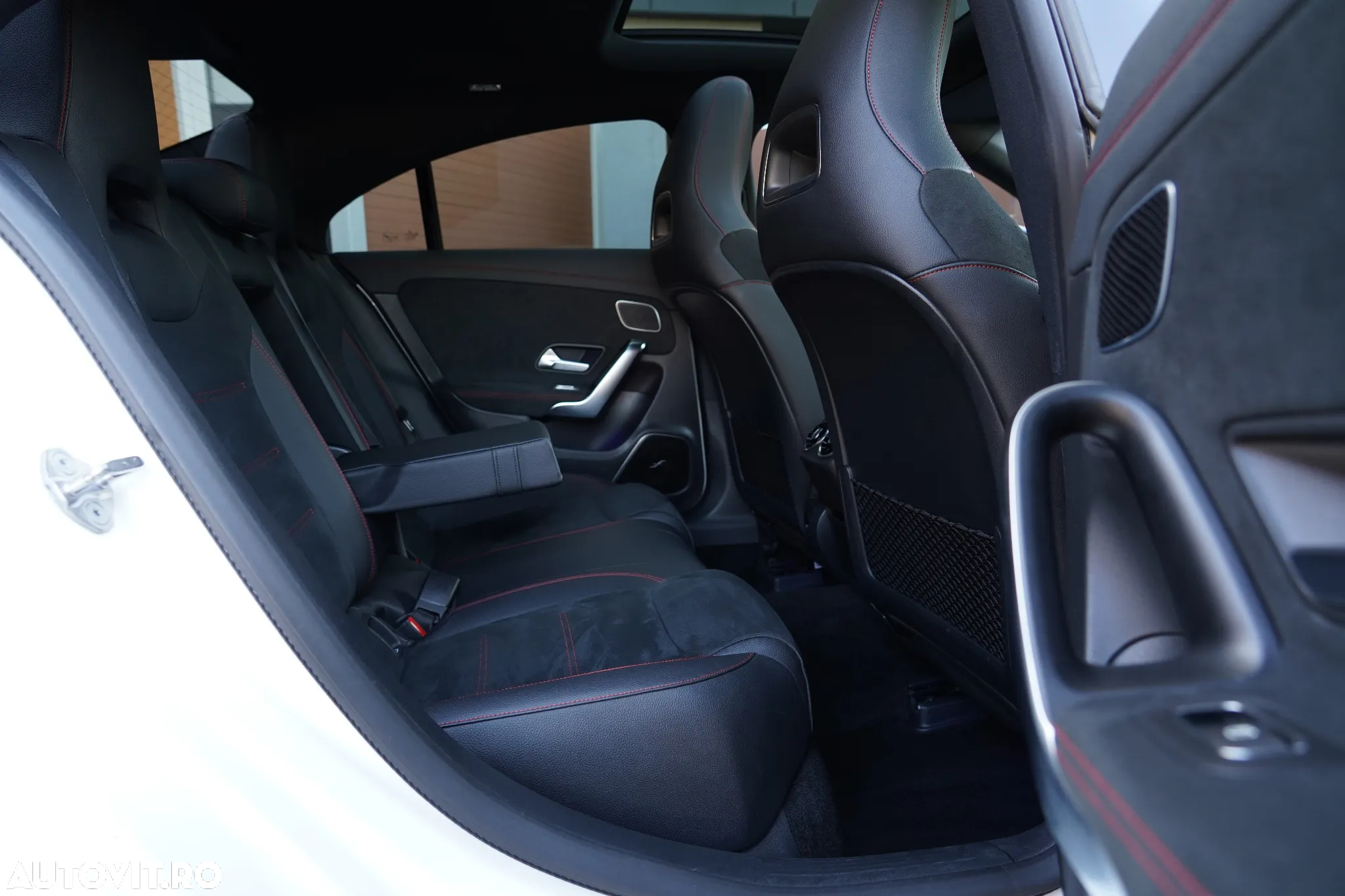Mercedes-Benz CLA - 8
