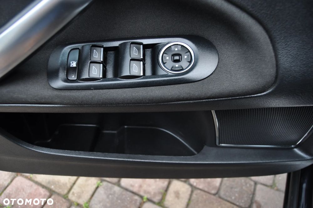 Ford Mondeo 2.0 Titanium - 14