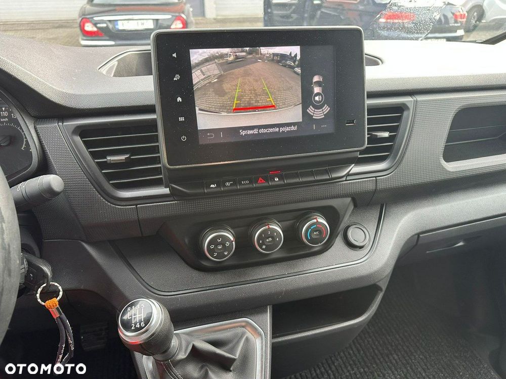Renault Trafic - 14