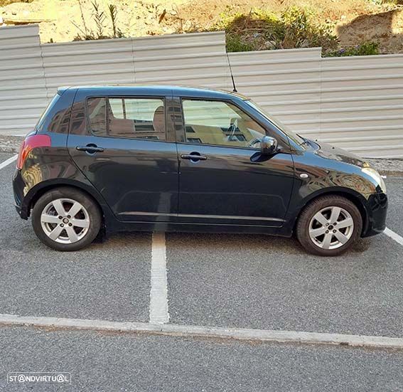Suzuki Swift — photo 3
