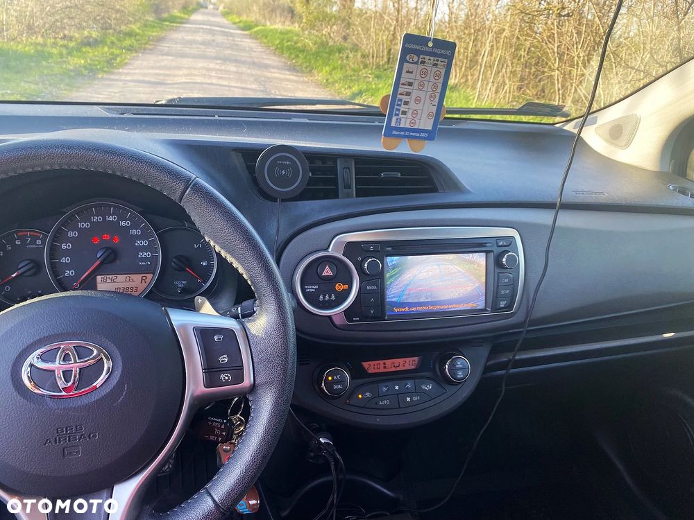 Toyota Yaris - 5