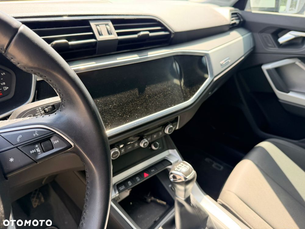 Audi Q3 Sportback 35 TFSI S line - 13