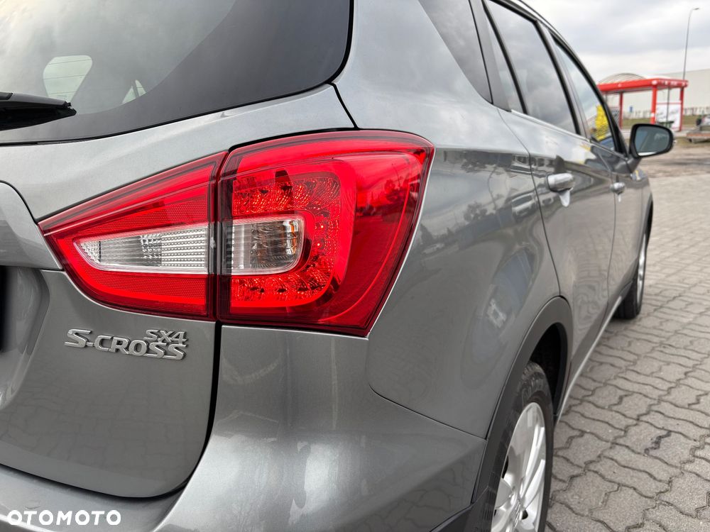 Suzuki SX4 S-Cross 1.0 T Premium - 11