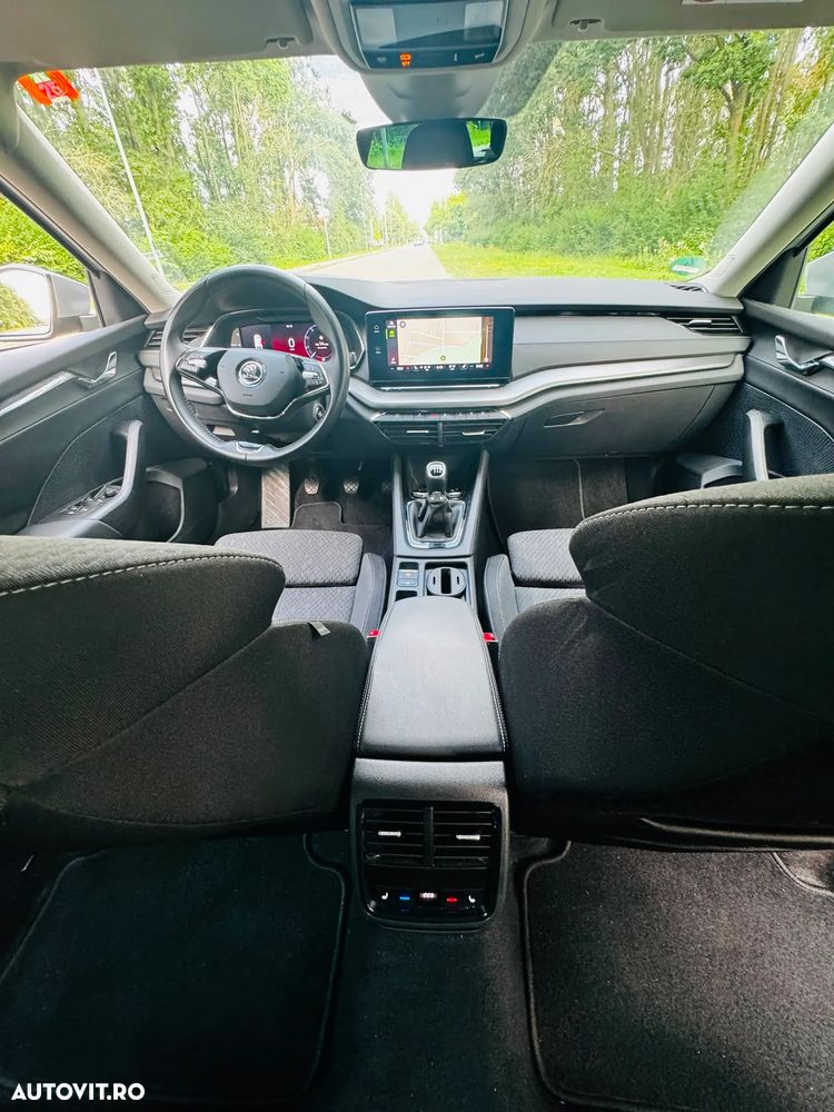 Skoda Octavia 2.0 TDI Clever - 36