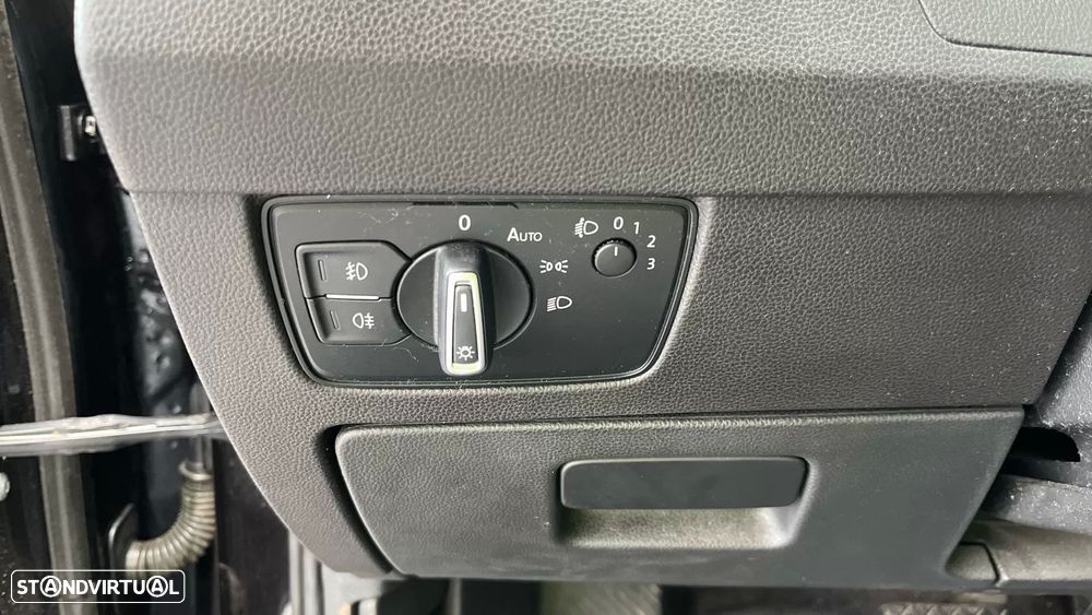 VW Passat Variant 2.0 TDI Confortline DSG - 12