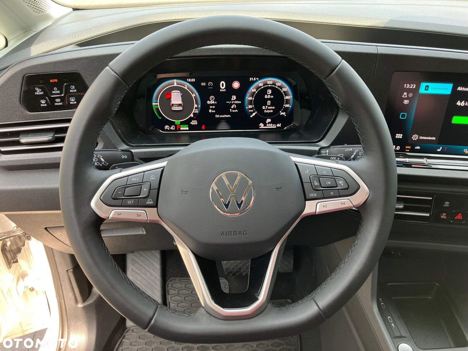 Volkswagen Caddy Caddy  silnik: 2,0 l TDI EU6 SCR  75 kW skrzynia biegów: manualna 6 -biegowa rozstaw osi: 2755 mm - 7