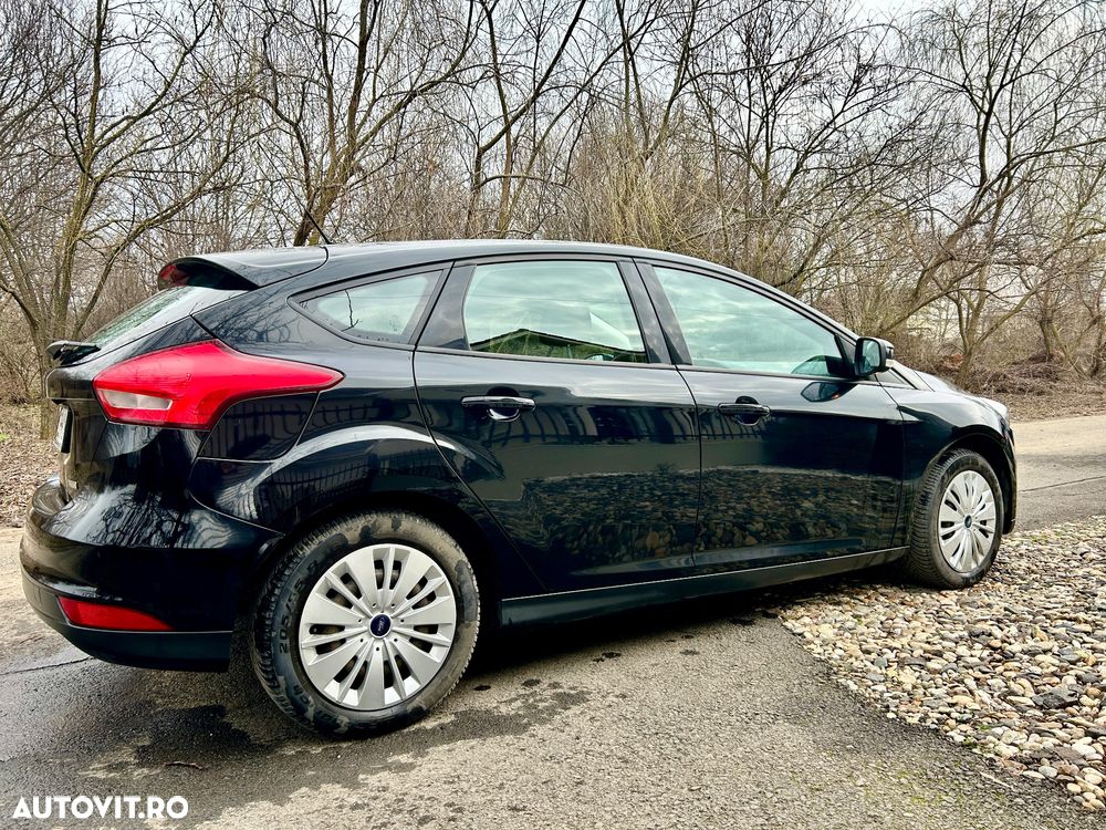 Ford Focus 1.0 EcoBoost Trend - 5