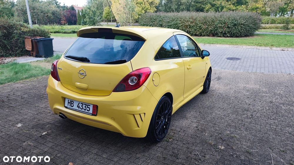 Opel Corsa 1.2 16V Sport - 17