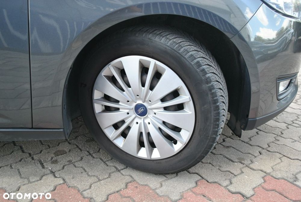 Ford Focus 1.6 Gold X - 24