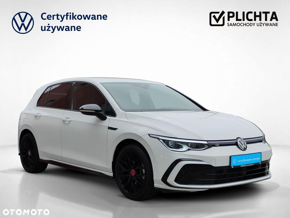 Volkswagen Golf - 8