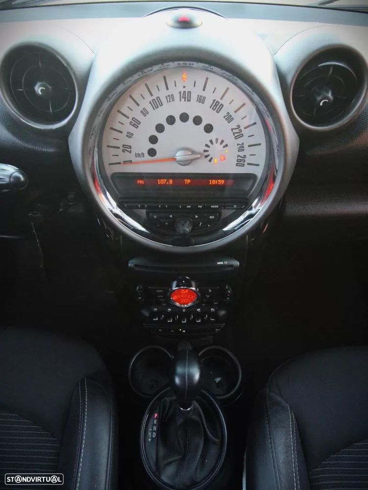 MINI Countryman Cooper D Auto - 11