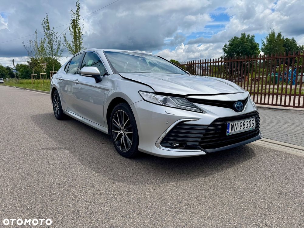 Toyota Camry 2.5 Hybrid Dynamic Force Executive e-CVT - 1
