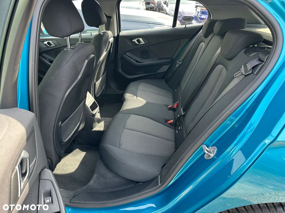 BMW Seria 1 118i - 10