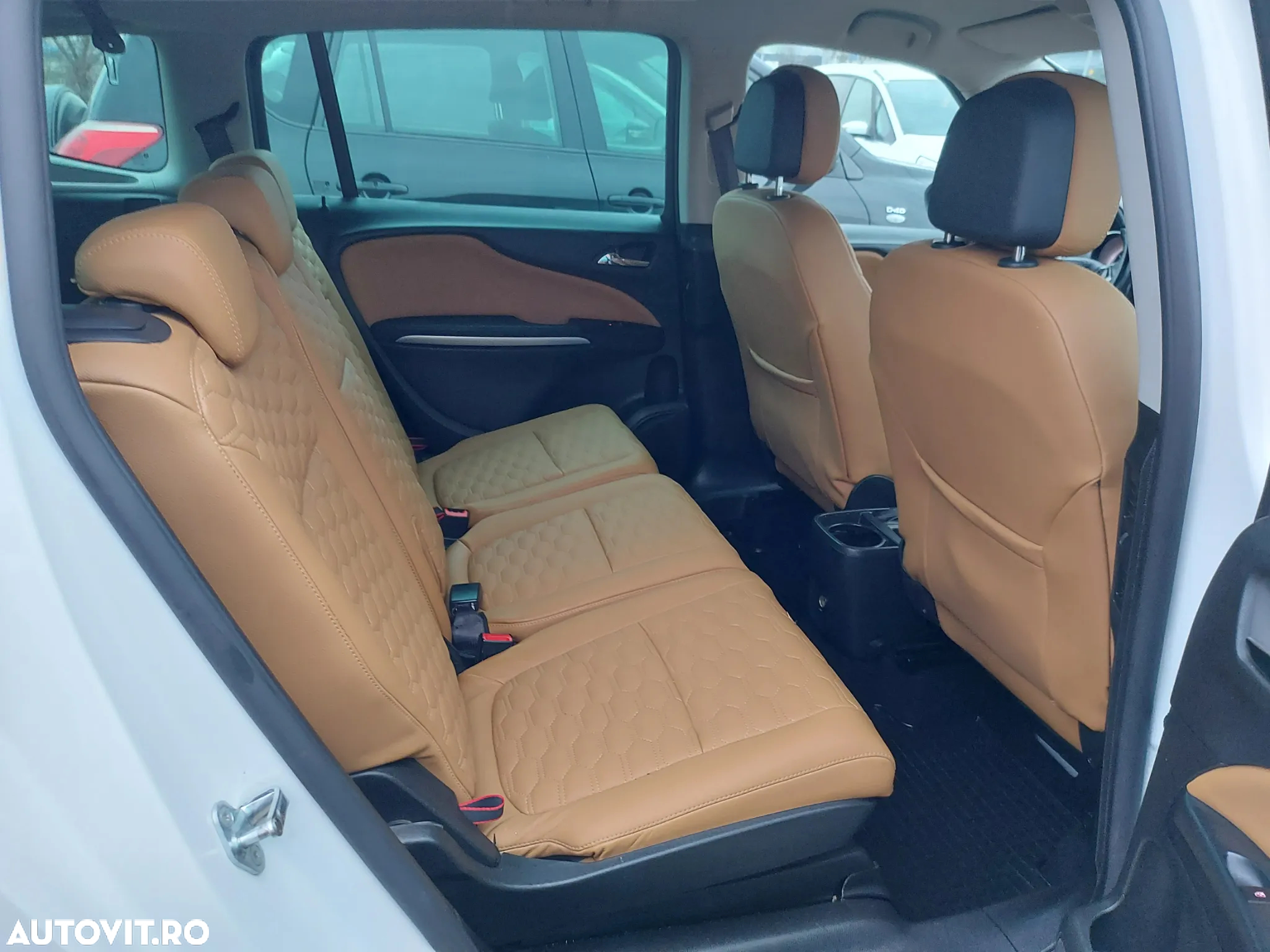 Opel Zafira - 15