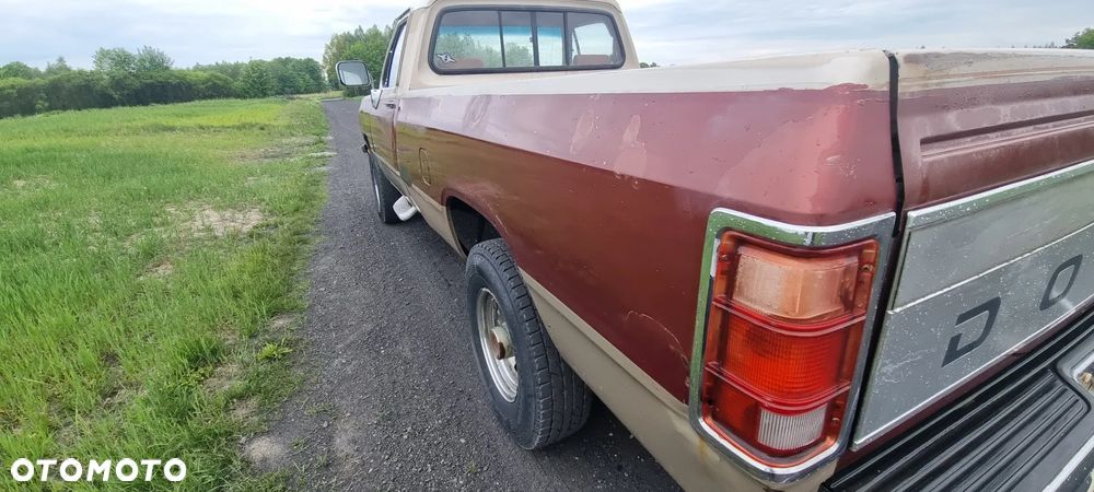 Dodge RAM - 16