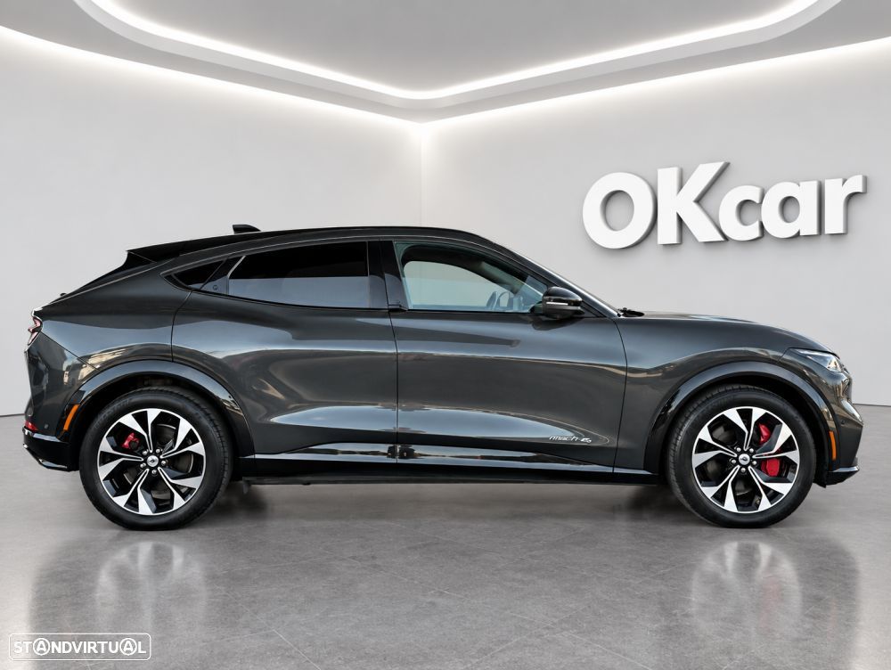 Ford Mustang Mach-E 75.7 kWh Premium AWD - 8