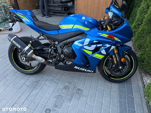 Suzuki GSX-R - 1