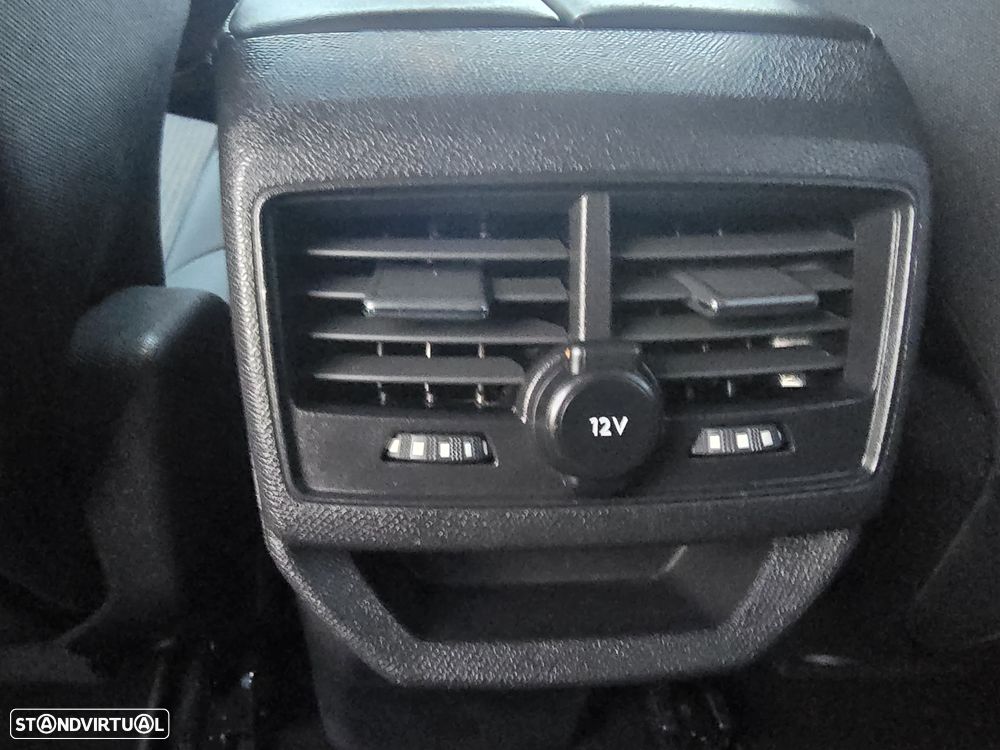 Peugeot 3008 BlueHDi 130 Stop & Start EAT8 Allure - 42