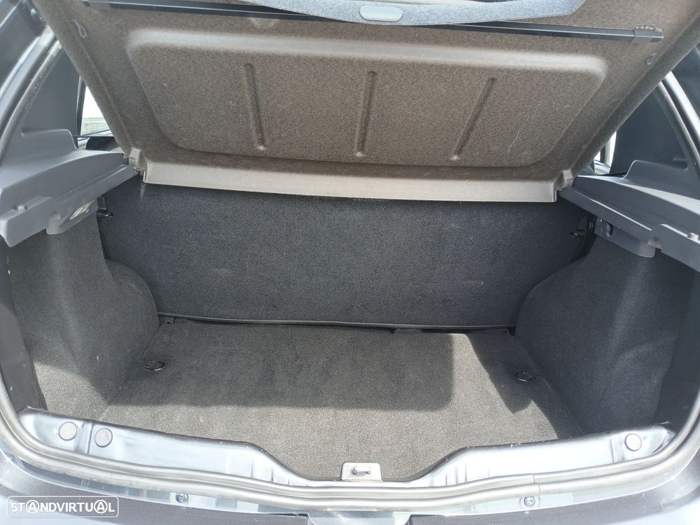 Dacia Sandero 1.2 16V Confort - 19