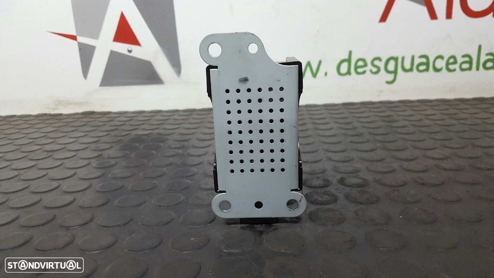 AMPLIFICADOR DE ANTENA VOLKSWAGEN GOLF VI (5K1) SPORT - 3