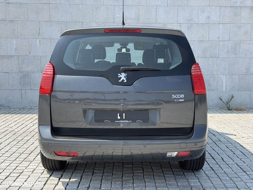 Peugeot 5008 1.2 PureTech Style — fotografia 5