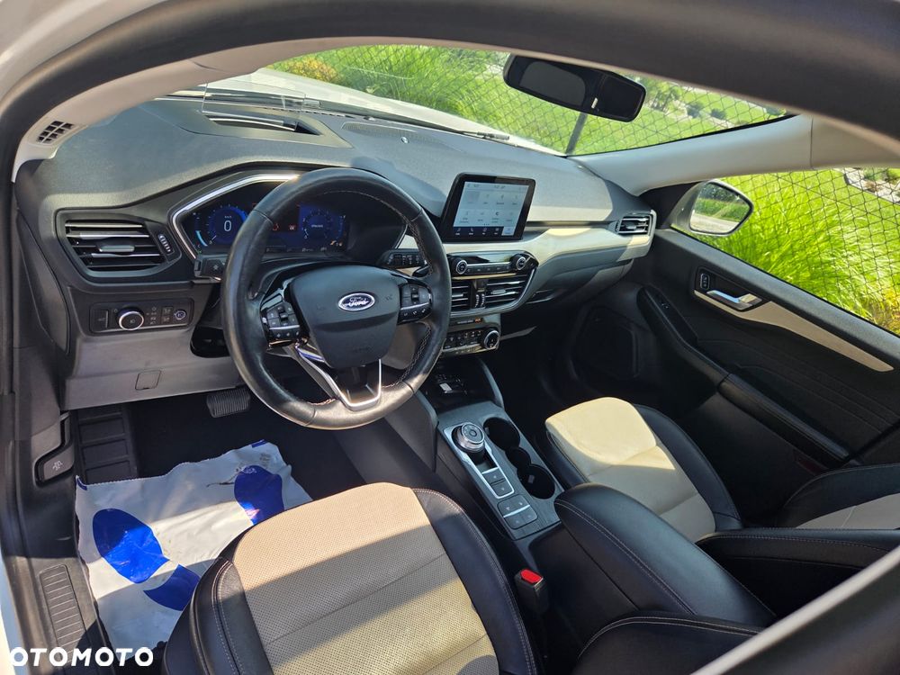 Ford Kuga 2.0 EcoBoost 4x4 Titanium - 13