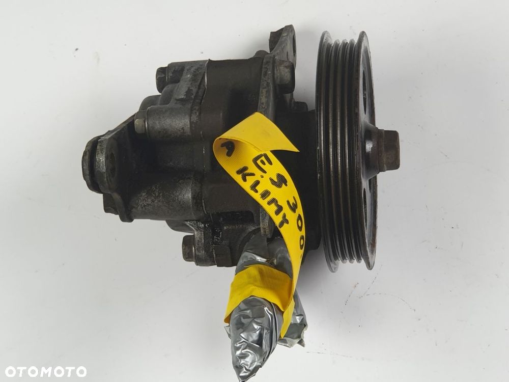 LEXUS ES 97-01 r Pompa Wspomagania - 16