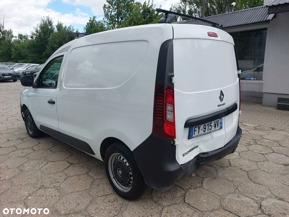 Renault Express - 7