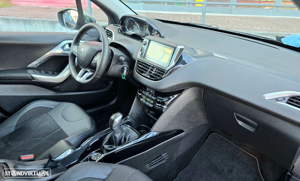 Peugeot 2008 PureTech 110 Stop&Start Crossway - 22